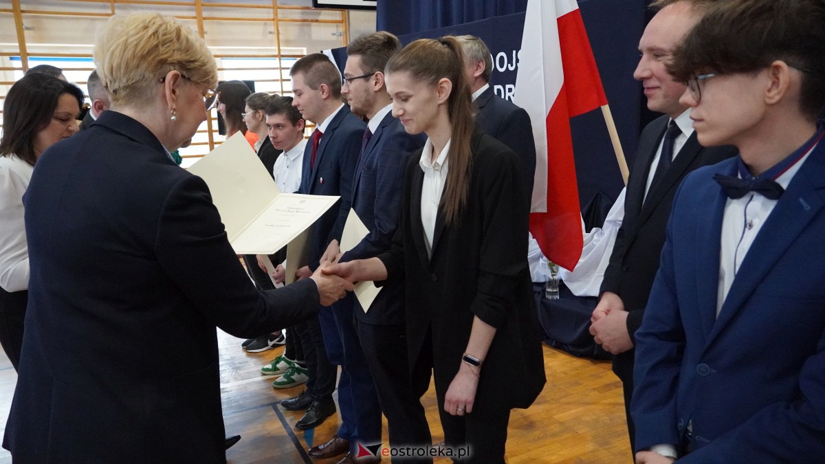Stypendia Prezesa Rady Ministrów - uroczyste rozdanie w Zespole Szkół Powiatowych w Myszyńcu [09.12.2022] - zdjęcie #189 - eOstroleka.pl