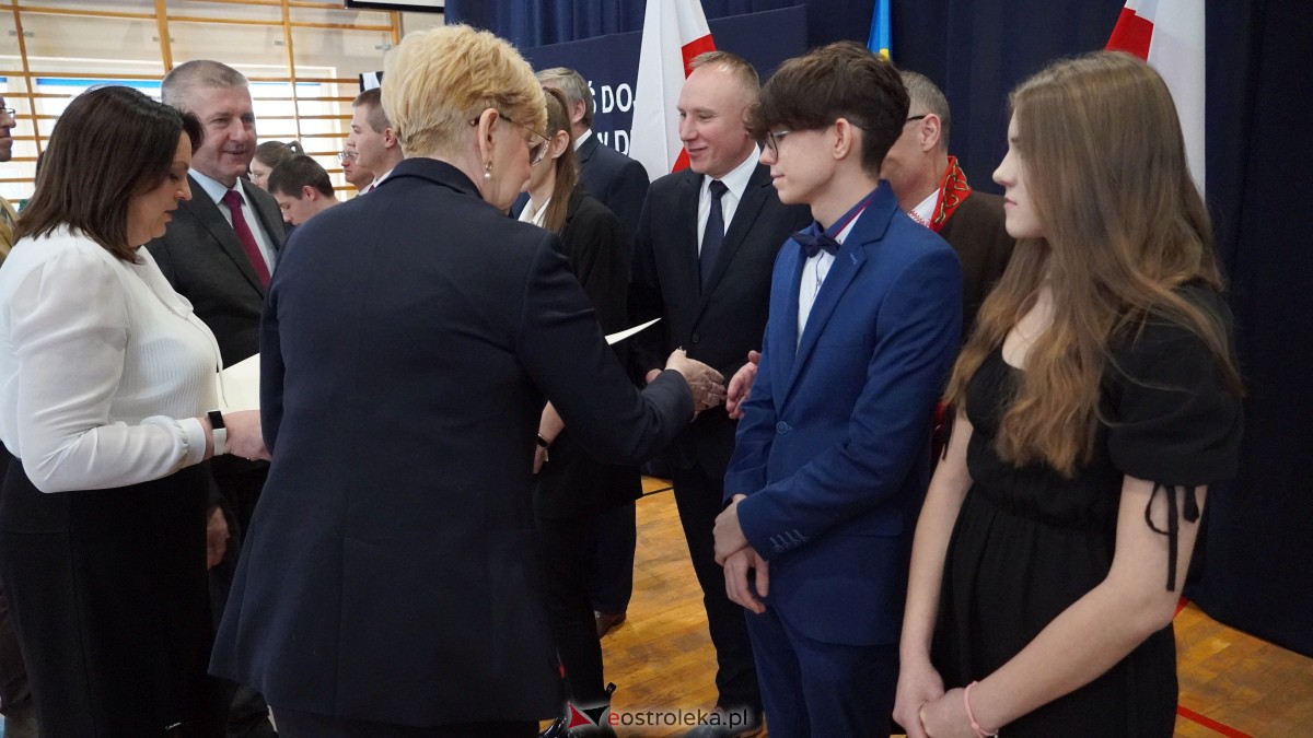 Stypendia Prezesa Rady Ministrów - uroczyste rozdanie w Zespole Szkół Powiatowych w Myszyńcu [09.12.2022] - zdjęcie #183 - eOstroleka.pl