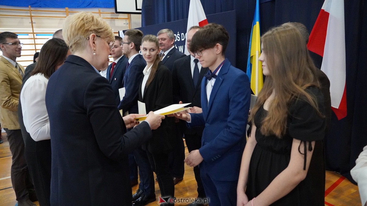 Stypendia Prezesa Rady Ministrów - uroczyste rozdanie w Zespole Szkół Powiatowych w Myszyńcu [09.12.2022] - zdjęcie #181 - eOstroleka.pl