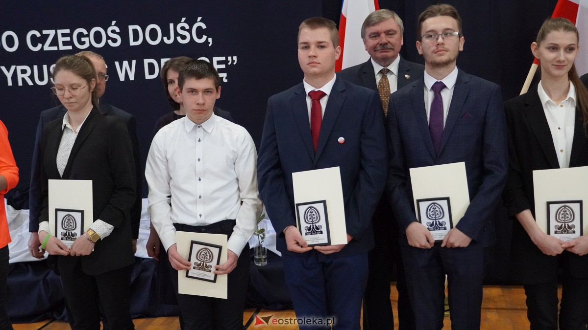 Stypendia Prezesa Rady Ministrów - uroczyste rozdanie w Zespole Szkół Powiatowych w Myszyńcu [09.12.2022] - zdjęcie #167 - eOstroleka.pl