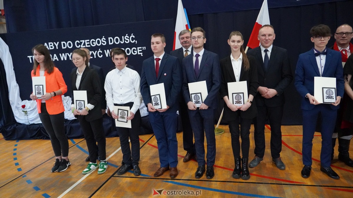 Stypendia Prezesa Rady Ministrów - uroczyste rozdanie w Zespole Szkół Powiatowych w Myszyńcu [09.12.2022] - zdjęcie #157 - eOstroleka.pl