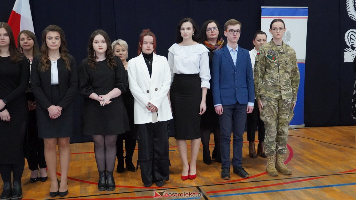 Stypendia Prezesa Rady Ministrów - uroczyste rozdanie w Zespole Szkół Powiatowych w Myszyńcu [09.12.2022] - zdjęcie #137 - eOstroleka.pl