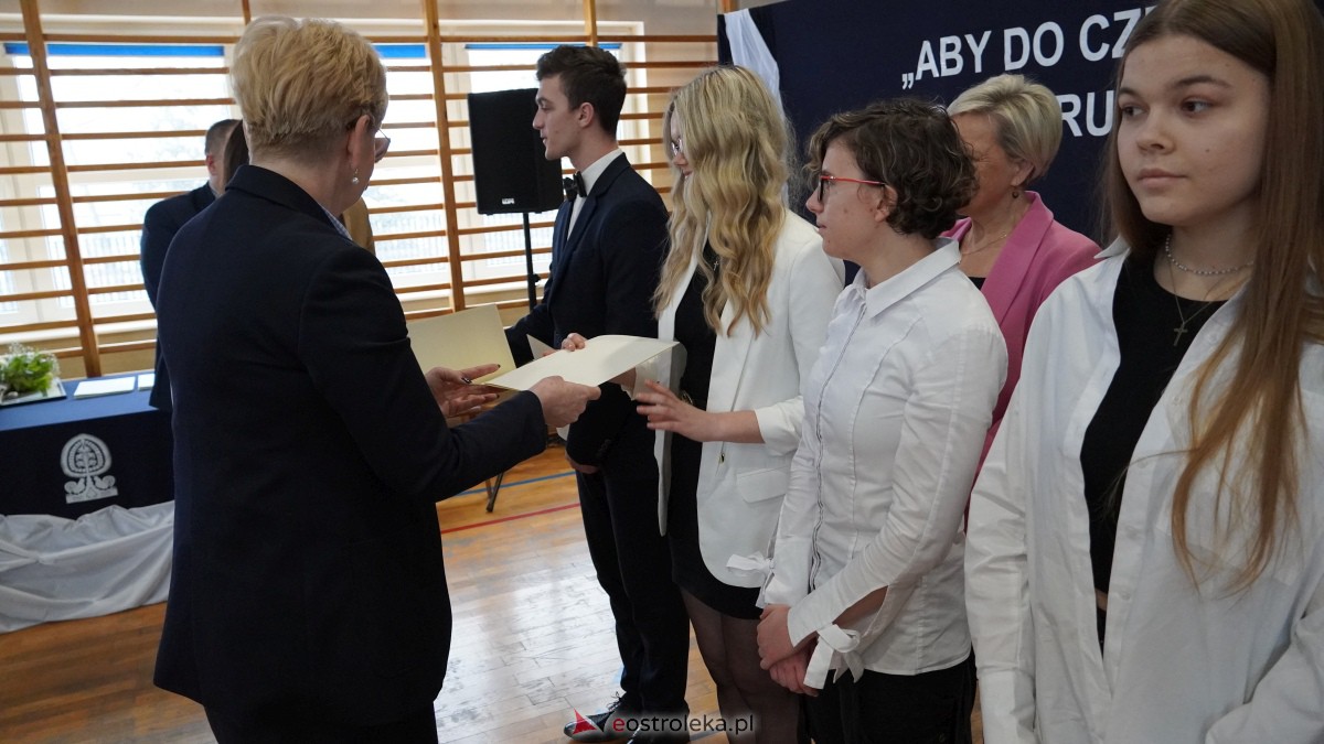 Stypendia Prezesa Rady Ministrów - uroczyste rozdanie w Zespole Szkół Powiatowych w Myszyńcu [09.12.2022] - zdjęcie #125 - eOstroleka.pl