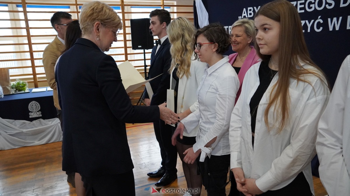 Stypendia Prezesa Rady Ministrów - uroczyste rozdanie w Zespole Szkół Powiatowych w Myszyńcu [09.12.2022] - zdjęcie #122 - eOstroleka.pl