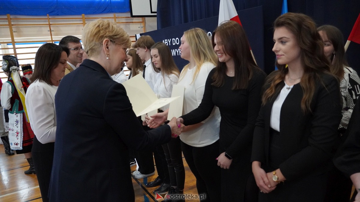 Stypendia Prezesa Rady Ministrów - uroczyste rozdanie w Zespole Szkół Powiatowych w Myszyńcu [09.12.2022] - zdjęcie #87 - eOstroleka.pl