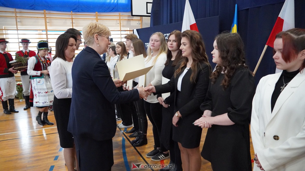 Stypendia Prezesa Rady Ministrów - uroczyste rozdanie w Zespole Szkół Powiatowych w Myszyńcu [09.12.2022] - zdjęcie #83 - eOstroleka.pl