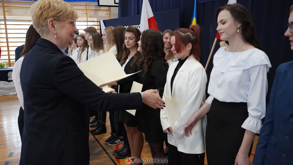 Stypendia Prezesa Rady Ministrów - uroczyste rozdanie w Zespole Szkół Powiatowych w Myszyńcu [09.12.2022] - zdjęcie #67 - eOstroleka.pl