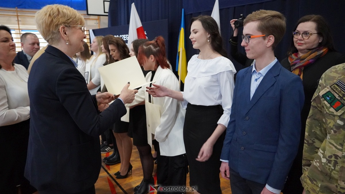 Stypendia Prezesa Rady Ministrów - uroczyste rozdanie w Zespole Szkół Powiatowych w Myszyńcu [09.12.2022] - zdjęcie #65 - eOstroleka.pl