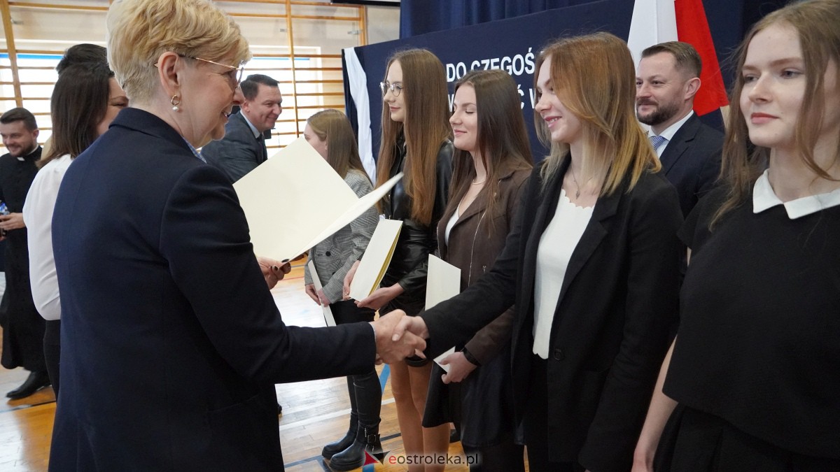 Stypendia Prezesa Rady Ministrów - uroczyste rozdanie w Zespole Szkół Powiatowych w Myszyńcu [09.12.2022] - zdjęcie #207 - eOstroleka.pl