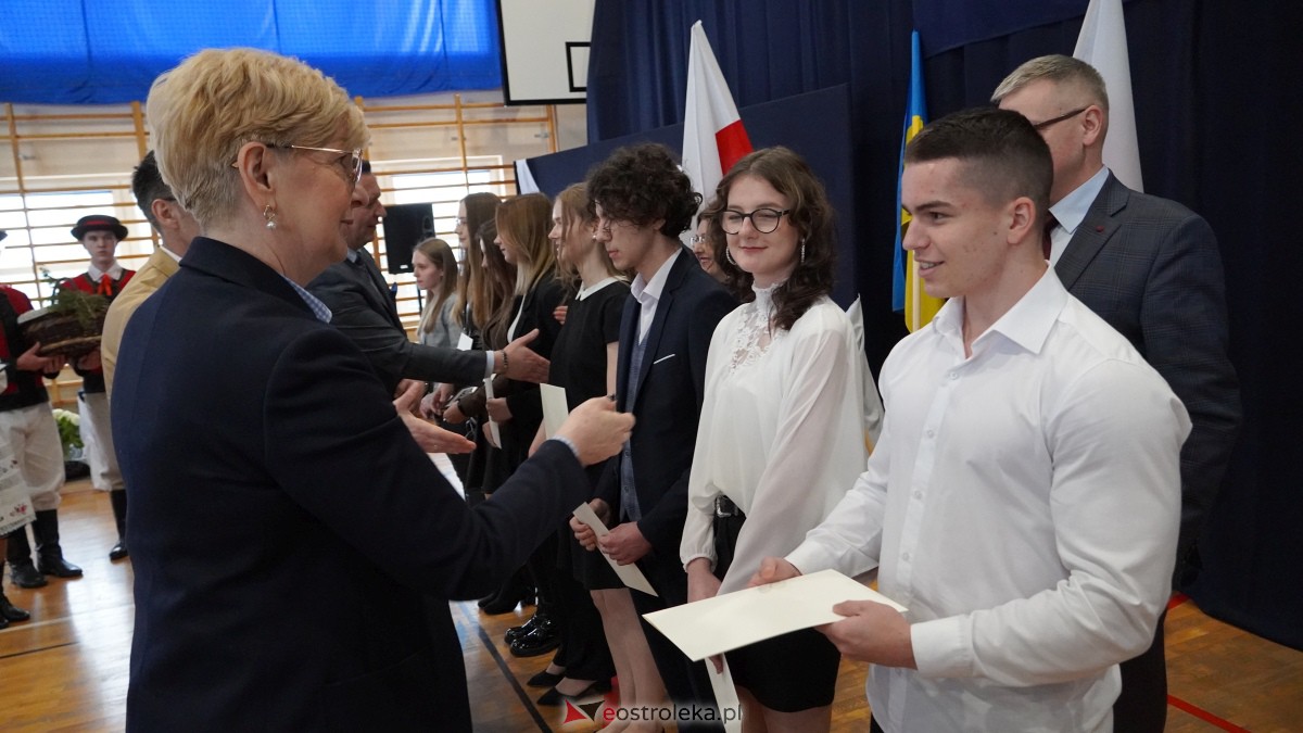 Stypendia Prezesa Rady Ministrów - uroczyste rozdanie w Zespole Szkół Powiatowych w Myszyńcu [09.12.2022] - zdjęcie #186 - eOstroleka.pl