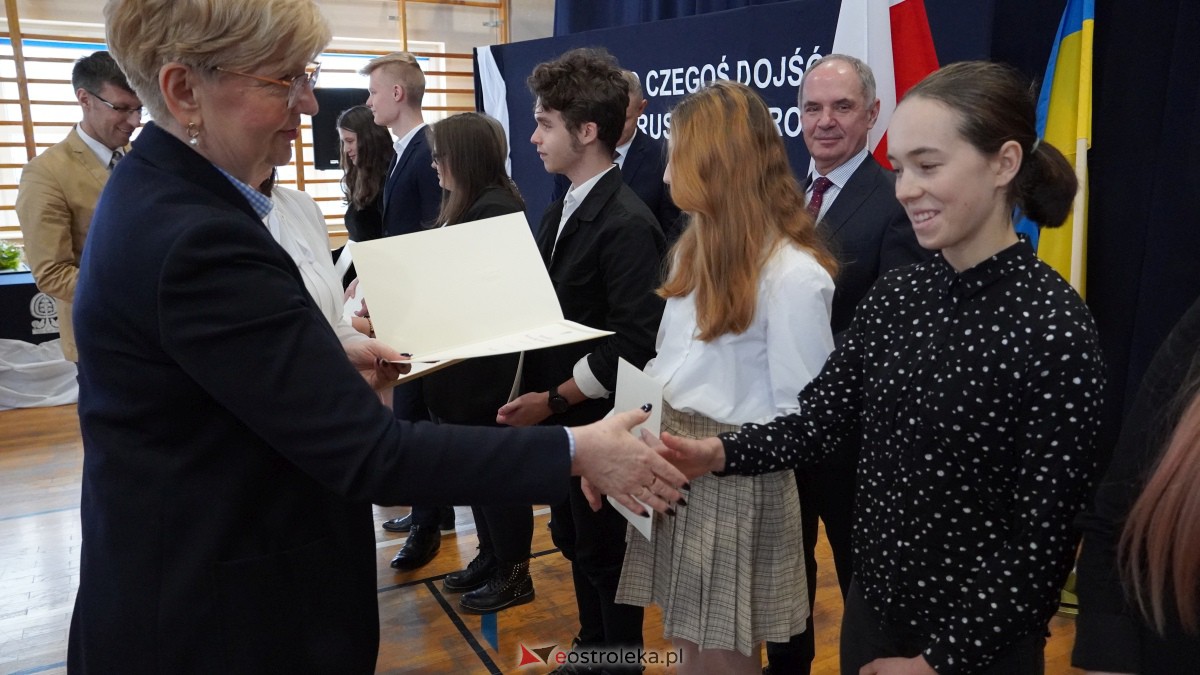 Stypendia Prezesa Rady Ministrów - uroczyste rozdanie w Zespole Szkół Powiatowych w Myszyńcu [09.12.2022] - zdjęcie #162 - eOstroleka.pl