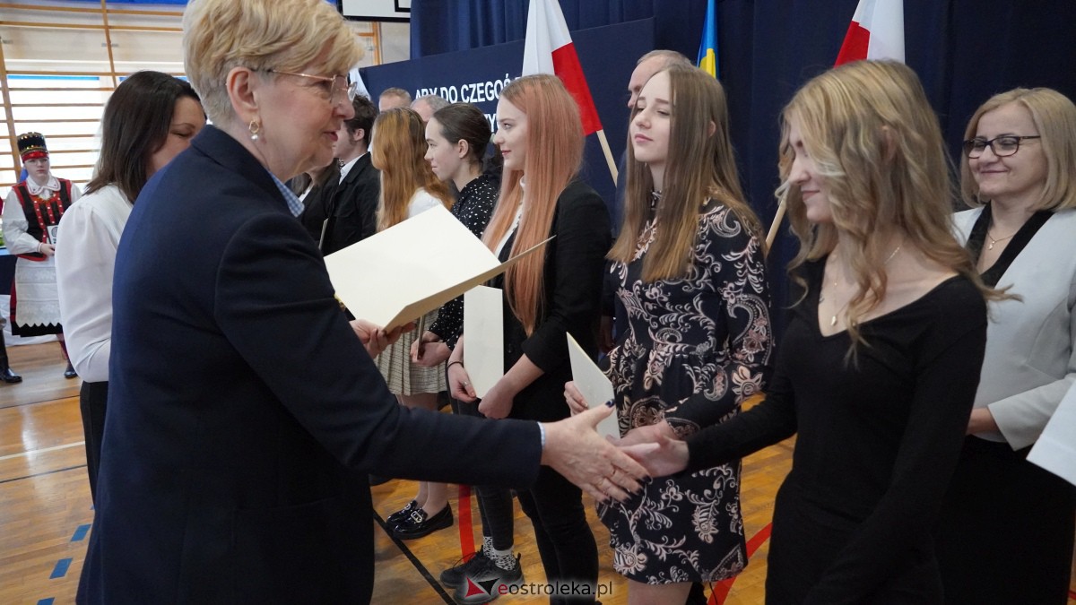 Stypendia Prezesa Rady Ministrów - uroczyste rozdanie w Zespole Szkół Powiatowych w Myszyńcu [09.12.2022] - zdjęcie #152 - eOstroleka.pl