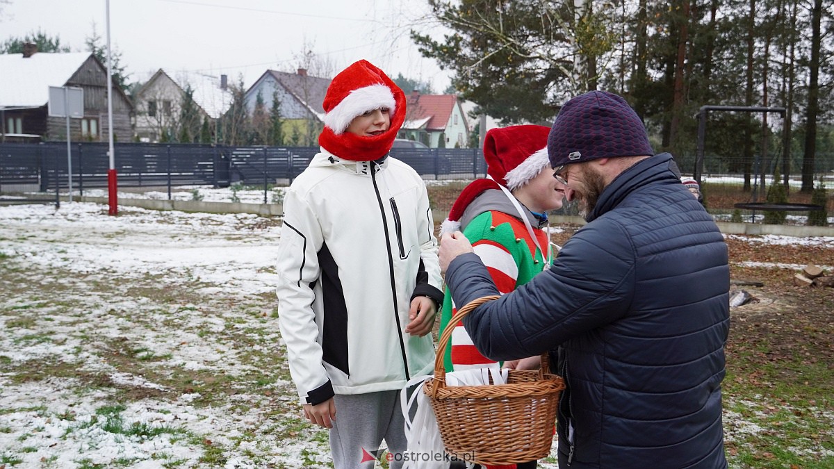 Wigilia na sportowo w Aleksandrowie [10.12.2022] - zdjęcie #186 - eOstroleka.pl