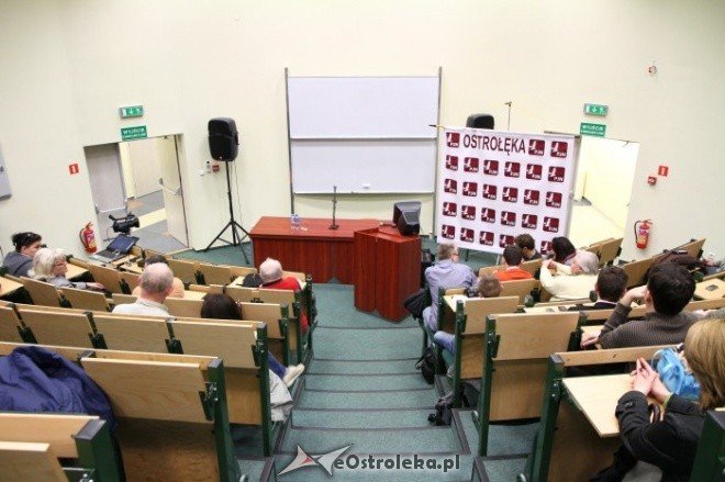 Spotkanie z Elżbietą Jakubiak z PJN (08-04-2011) - zdjęcie #22 - eOstroleka.pl