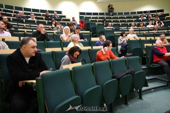 Spotkanie z Elżbietą Jakubiak z PJN (08-04-2011) - zdjęcie #4 - eOstroleka.pl