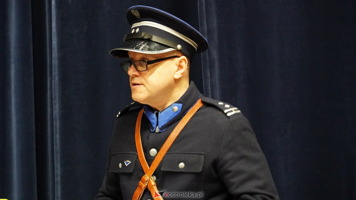 Spotkania przy planszówkach w MŻW z warsztatami malowania figurek [11.12.2022] - zdjęcie #25 - eOstroleka.pl