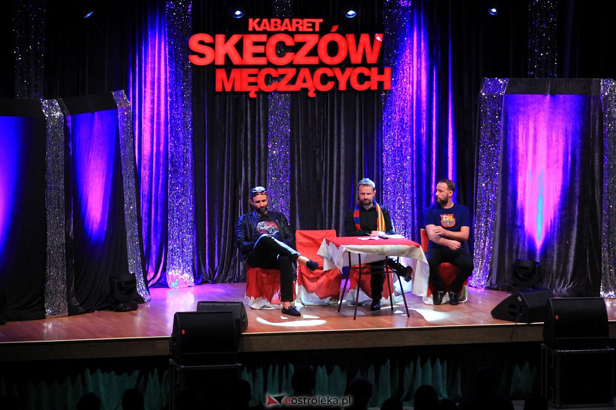 Kabaret Skeczów Męczących w Ostrołęce Polska misja komiczna [11.12.2022] - zdjęcie #105 - eOstroleka.pl