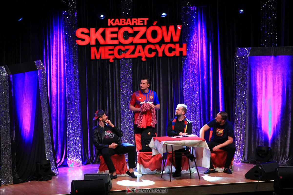 Kabaret Skeczów Męczących w Ostrołęce Polska misja komiczna [11.12.2022] - zdjęcie #106 - eOstroleka.pl