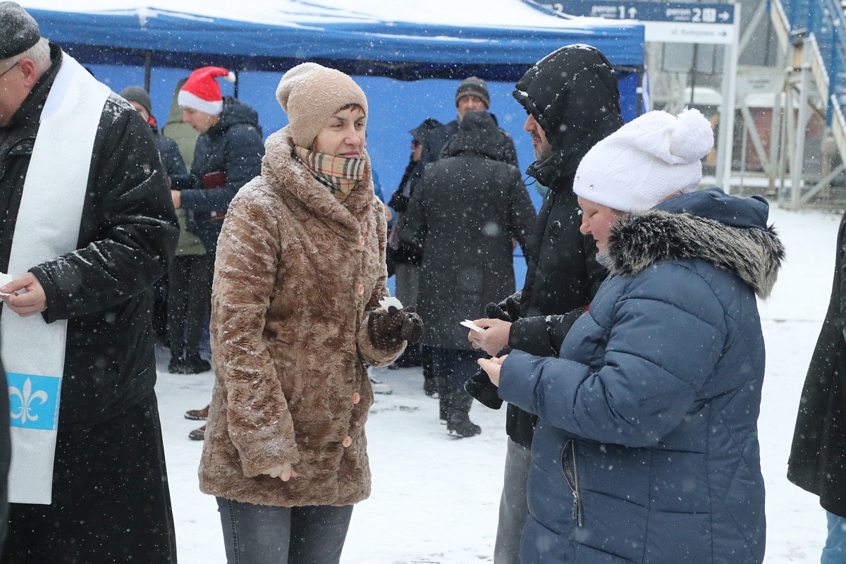 Wigilia na osiedlu Stacja [11.12.2022] - zdjęcie #53 - eOstroleka.pl