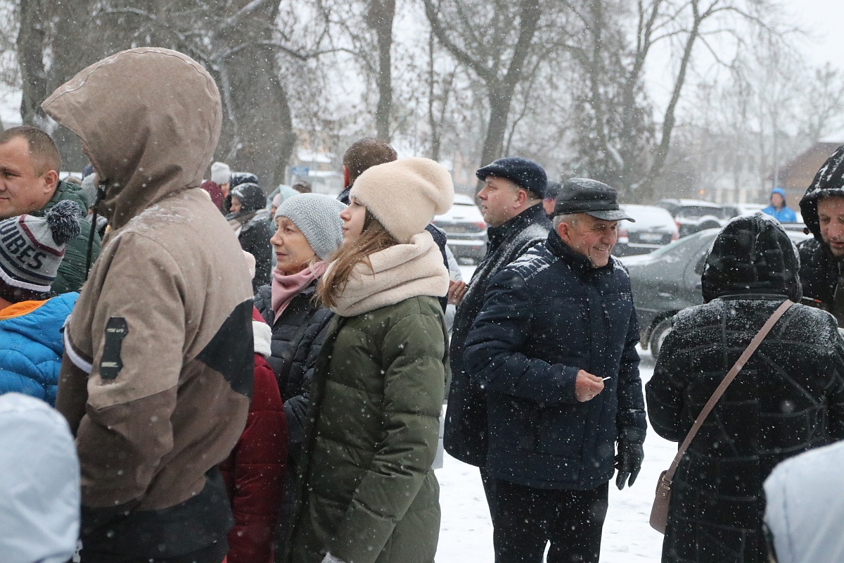 Wigilia na osiedlu Stacja [11.12.2022] - zdjęcie #64 - eOstroleka.pl