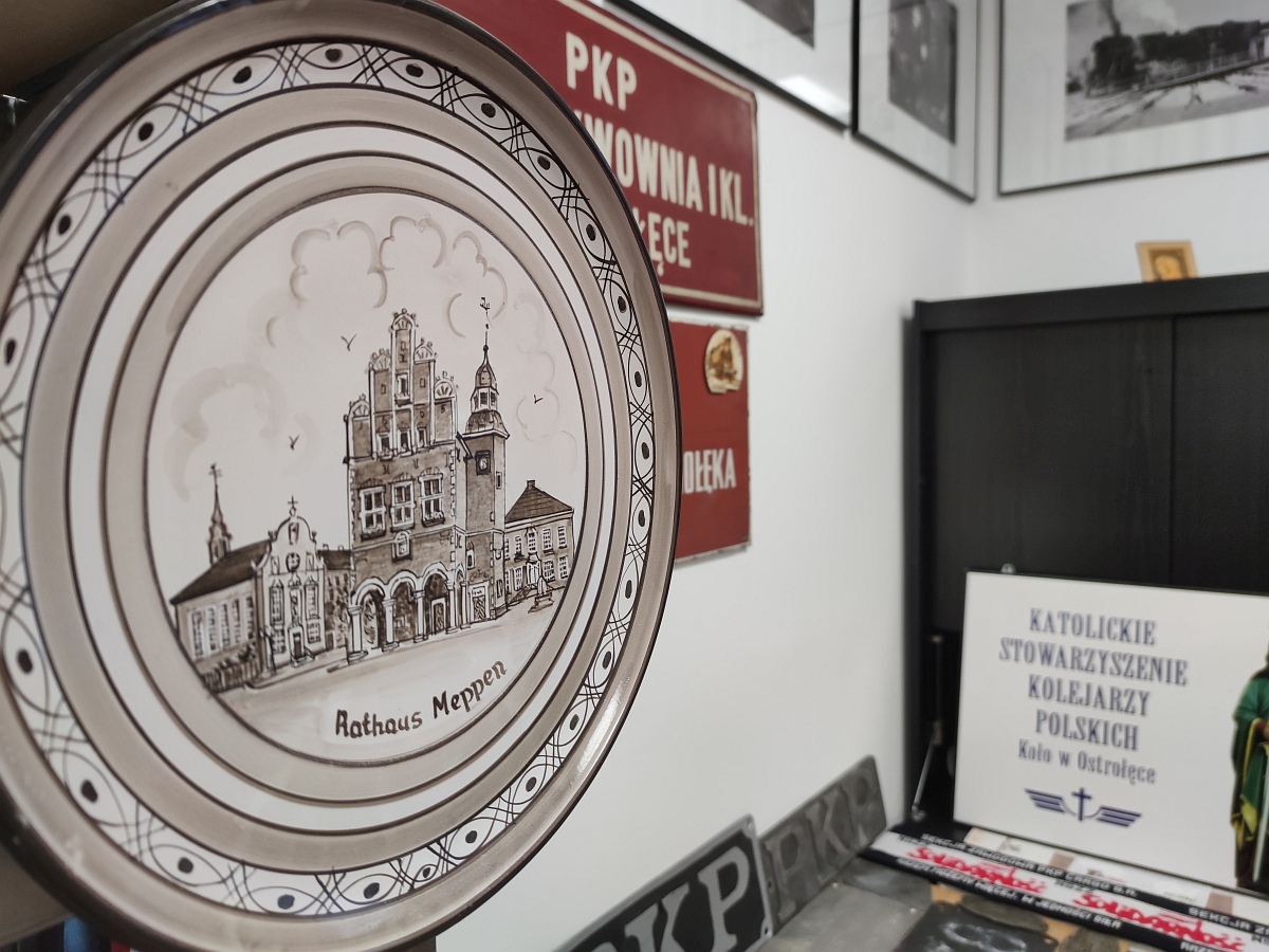 Muzeum – Kasa Biletowa z pamiątkami kolejowymi Jerzego Grabowskiego - zdjęcie #33 - eOstroleka.pl