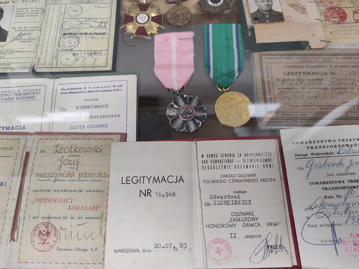 Muzeum – Kasa Biletowa z pamiątkami kolejowymi Jerzego Grabowskiego - zdjęcie #26 - eOstroleka.pl