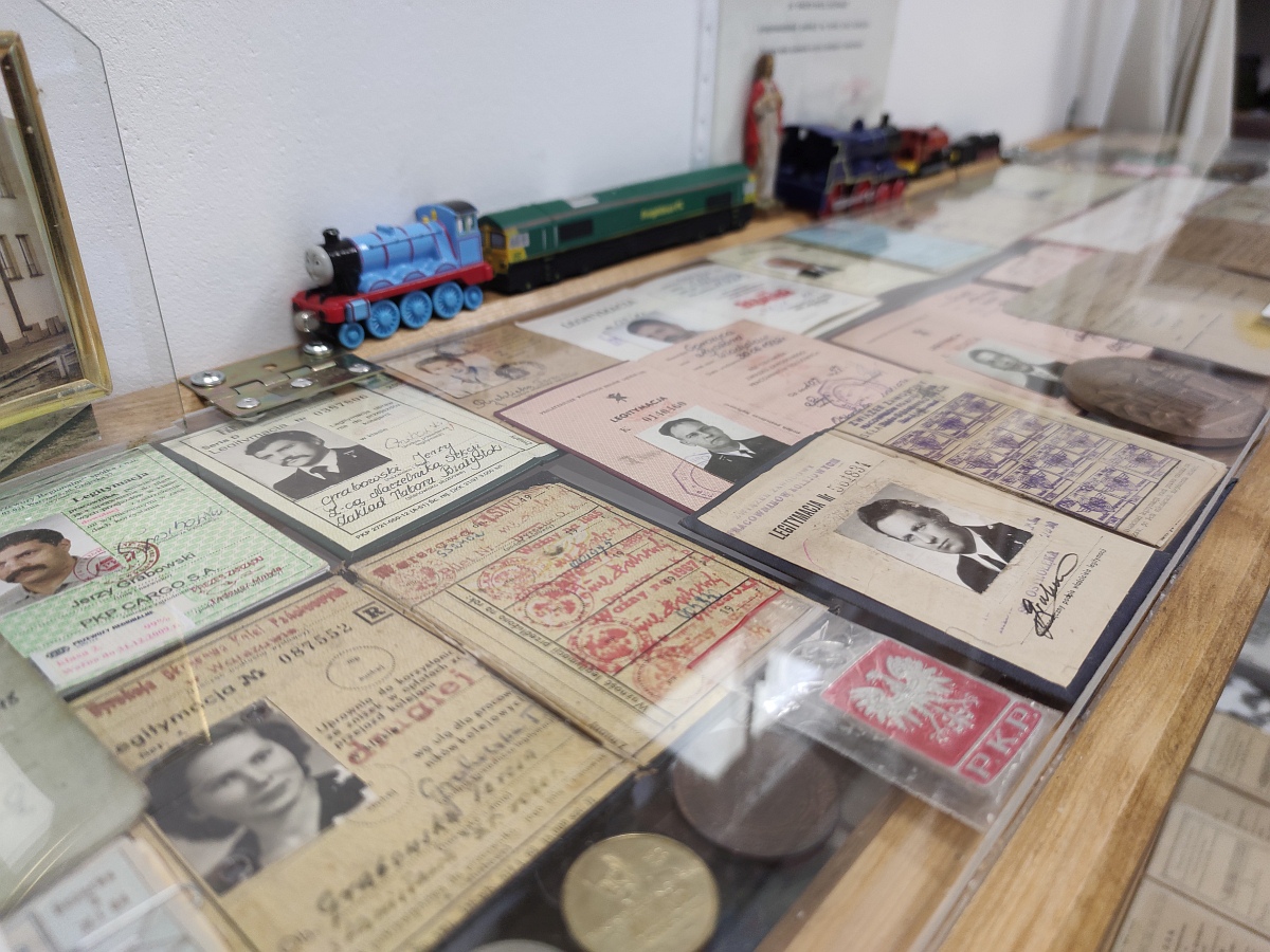 Muzeum – Kasa Biletowa z pamiątkami kolejowymi Jerzego Grabowskiego - zdjęcie #25 - eOstroleka.pl