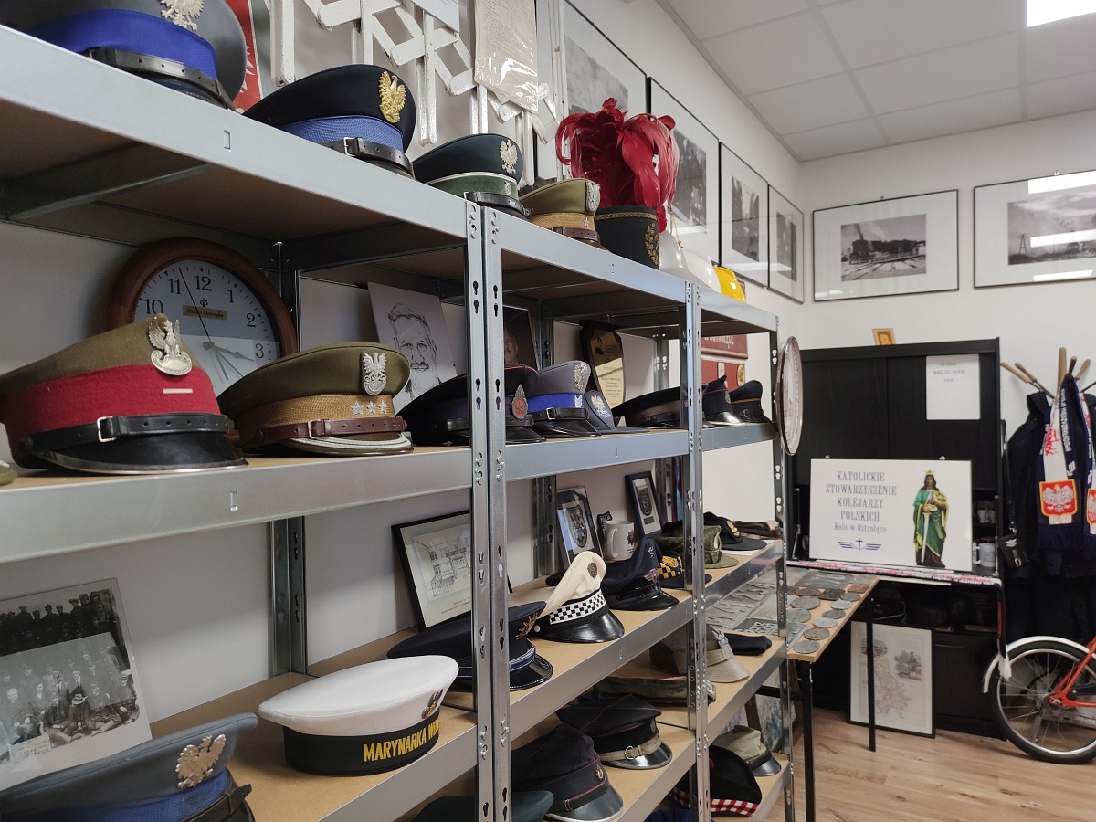 Muzeum – Kasa Biletowa z pamiątkami kolejowymi Jerzego Grabowskiego - zdjęcie #12 - eOstroleka.pl