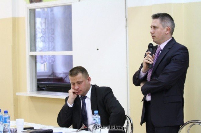 Wybory na os. Pomian (08-04-2011) - zdjęcie #7 - eOstroleka.pl