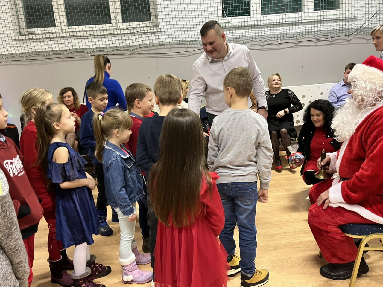 Opłatkowe spotkanie mieszkańców Olszewki i Szwendrowego Mostu [12.12.2022] - zdjęcie #8 - eOstroleka.pl