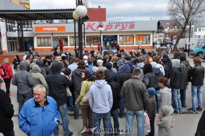 Janusz Palikot w Ostrołęce (09.04.2011) - zdjęcie #66 - eOstroleka.pl