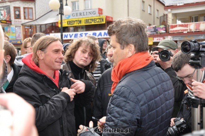 Janusz Palikot w Ostrołęce (09.04.2011) - zdjęcie #41 - eOstroleka.pl