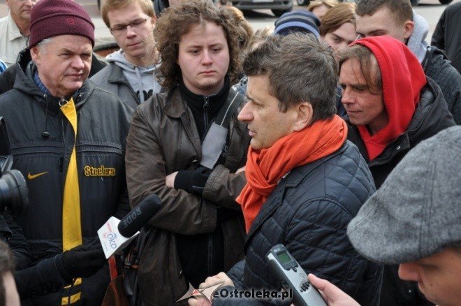 Janusz Palikot w Ostrołęce (09.04.2011) - zdjęcie #10 - eOstroleka.pl
