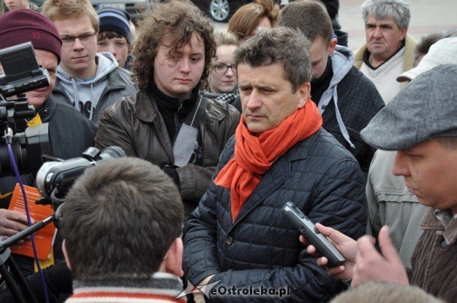 Janusz Palikot w Ostrołęce (09.04.2011) - zdjęcie #8 - eOstroleka.pl