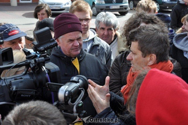 Janusz Palikot w Ostrołęce (09.04.2011) - zdjęcie #1 - eOstroleka.pl