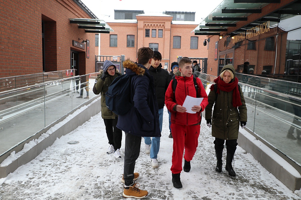 Rocznicę wprowadzenia stanu wojennego upamiętnili grą terenową [14.12.2022] - zdjęcie #49 - eOstroleka.pl
