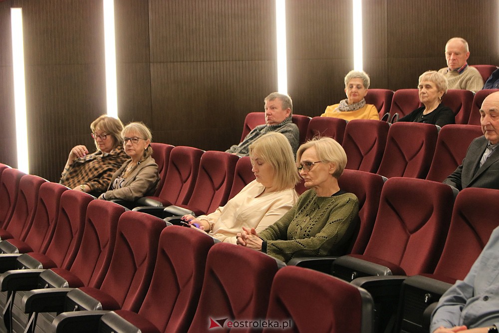 Ostrołęcki Uniwersytet Trzeciego Wieku i spotkania z historią [14.12.2022] - zdjęcie #16 - eOstroleka.pl