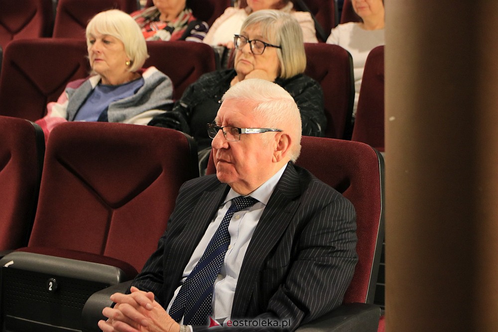 Ostrołęcki Uniwersytet Trzeciego Wieku i spotkania z historią [14.12.2022] - zdjęcie #14 - eOstroleka.pl