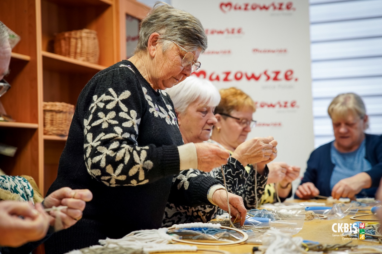 Świąteczny Tydzień z Mazowszem - Warsztaty z makramy - zdjęcie #3 - eOstroleka.pl