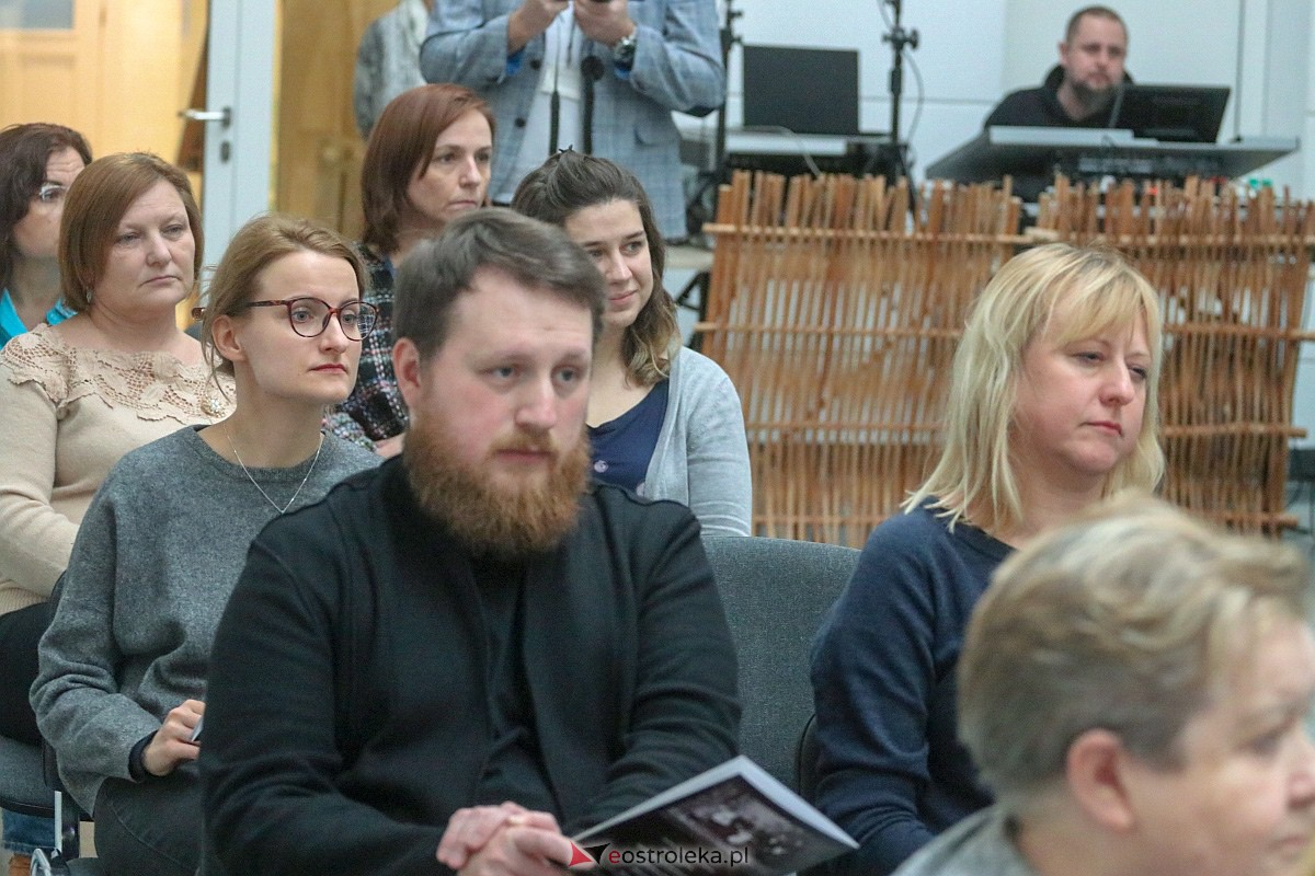 Wystawa „Łazek. Splątane dzieje” [16.12.2022] - zdjęcie #27 - eOstroleka.pl