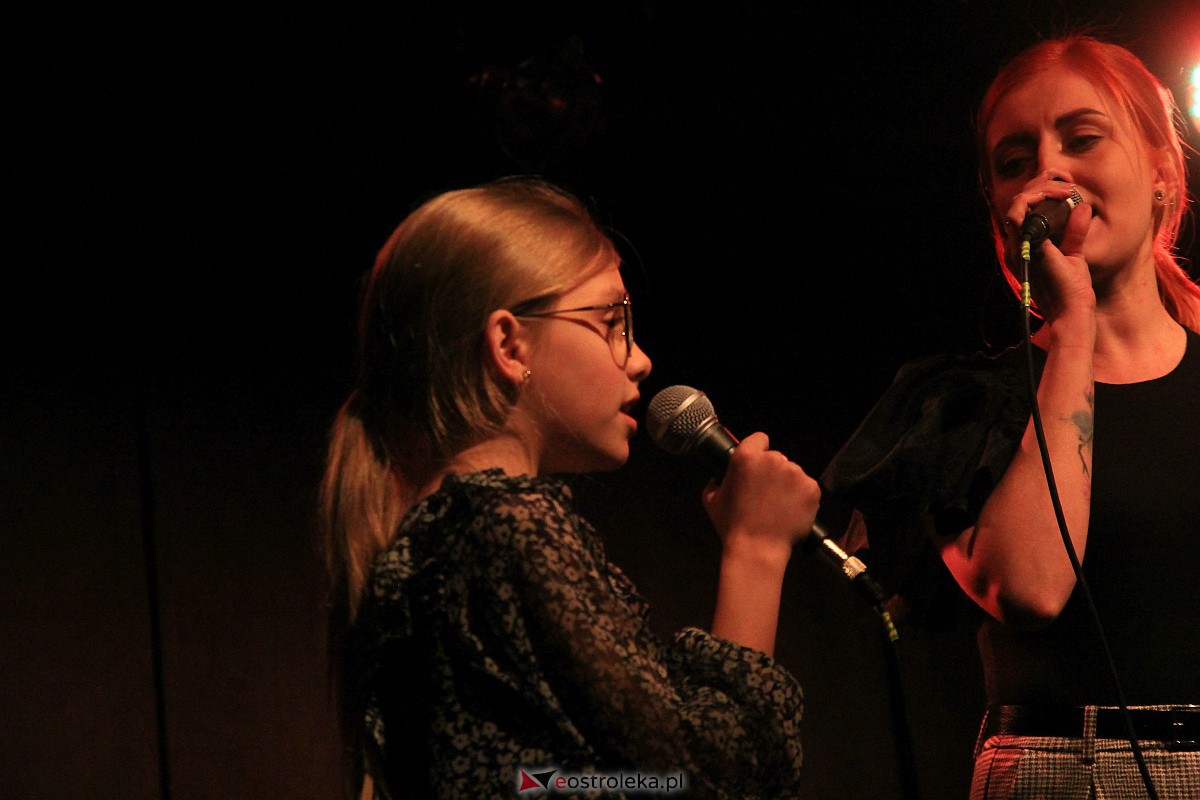 Kolędowo i świątecznie w Klubie Oczko [16.12.2022] - zdjęcie #3 - eOstroleka.pl