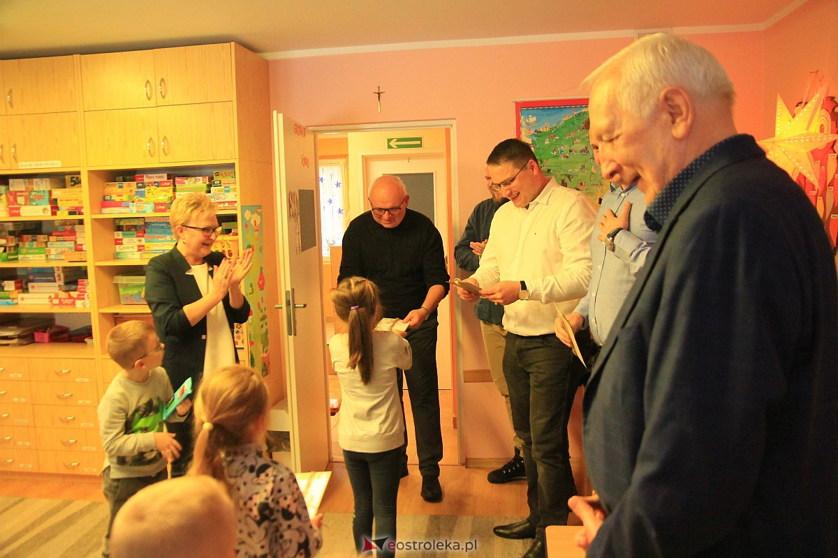 Ekologicznie i świątecznie. Konkurs na eko-kartkę rozstrzygnięty [16.12.2022] - zdjęcie #55 - eOstroleka.pl