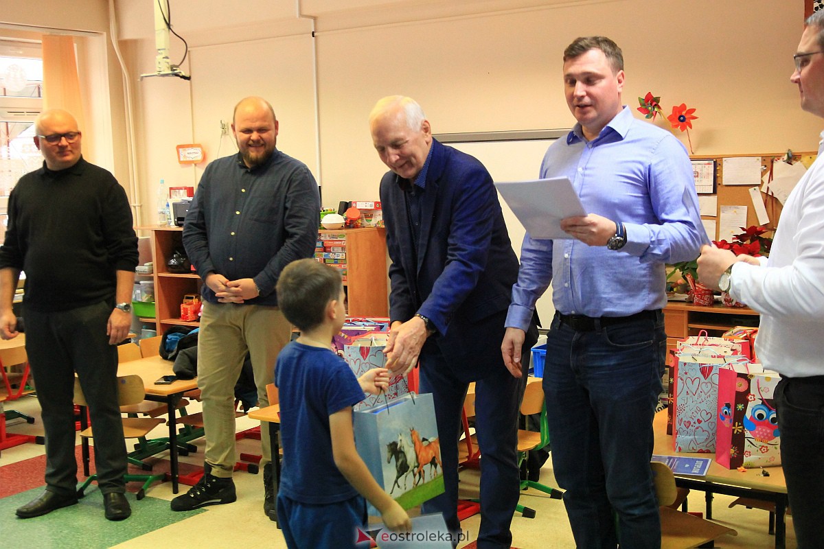 Ekologicznie i świątecznie. Konkurs na eko-kartkę rozstrzygnięty [16.12.2022] - zdjęcie #40 - eOstroleka.pl