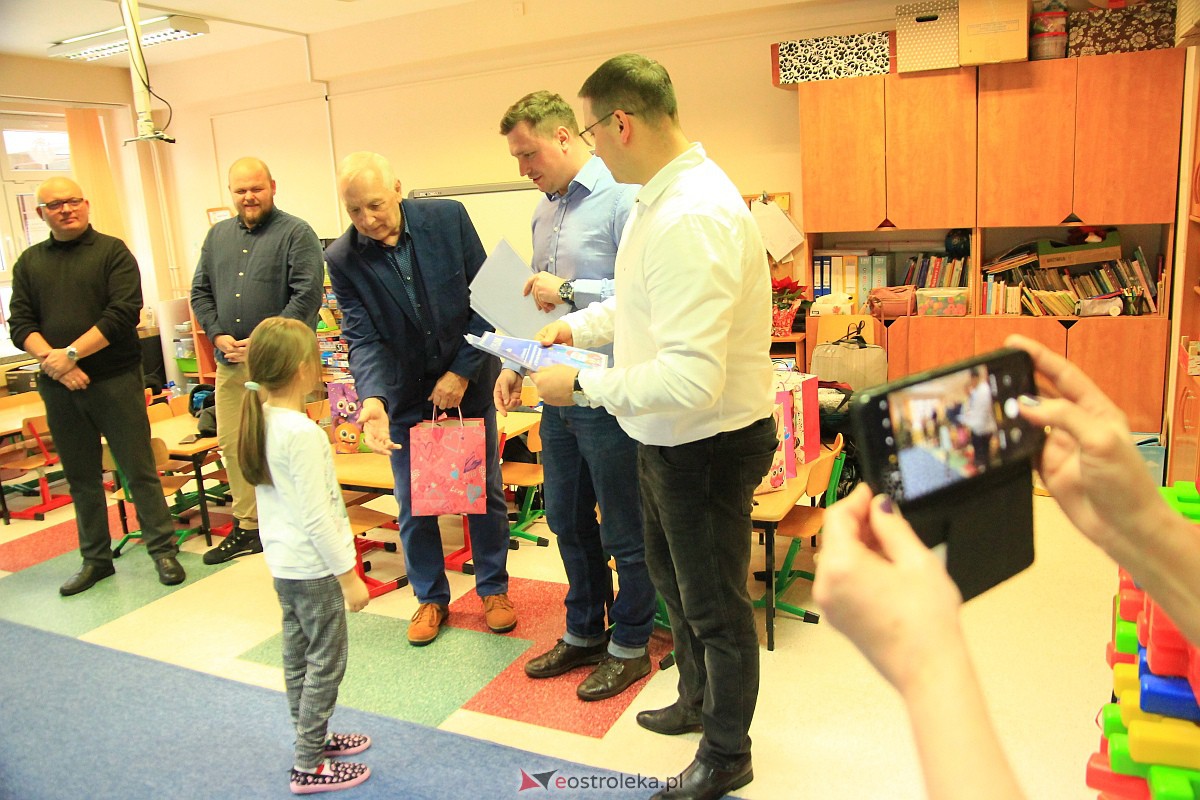 Ekologicznie i świątecznie. Konkurs na eko-kartkę rozstrzygnięty [16.12.2022] - zdjęcie #35 - eOstroleka.pl