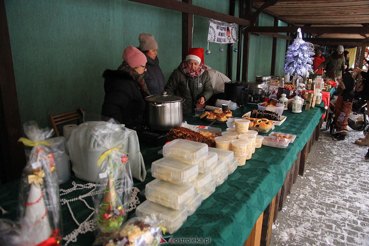 Jarmark bożonarodzeniowy w Kadzidle [17.12.2022] - zdjęcie #165 - eOstroleka.pl