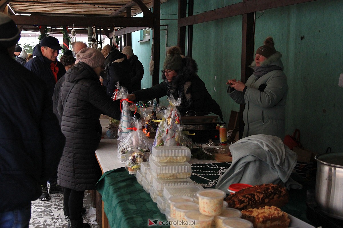 Jarmark bożonarodzeniowy w Kadzidle [17.12.2022] - zdjęcie #158 - eOstroleka.pl