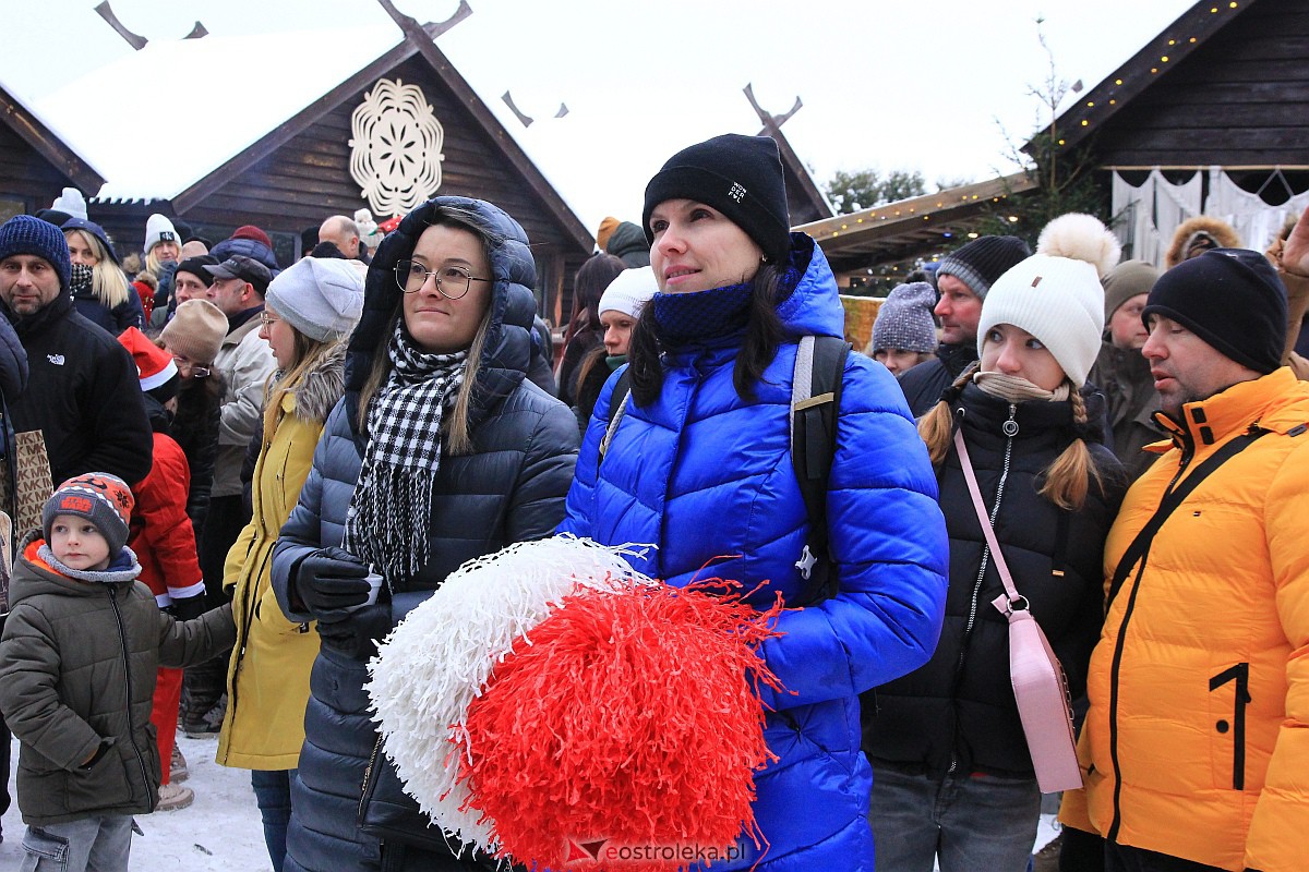 Jarmark bożonarodzeniowy w Kadzidle [17.12.2022] - zdjęcie #113 - eOstroleka.pl