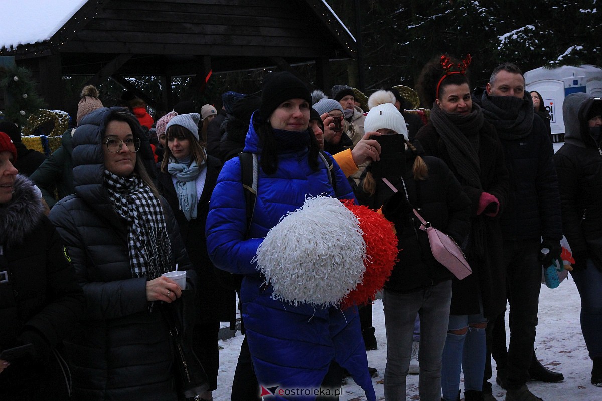 Jarmark bożonarodzeniowy w Kadzidle [17.12.2022] - zdjęcie #105 - eOstroleka.pl