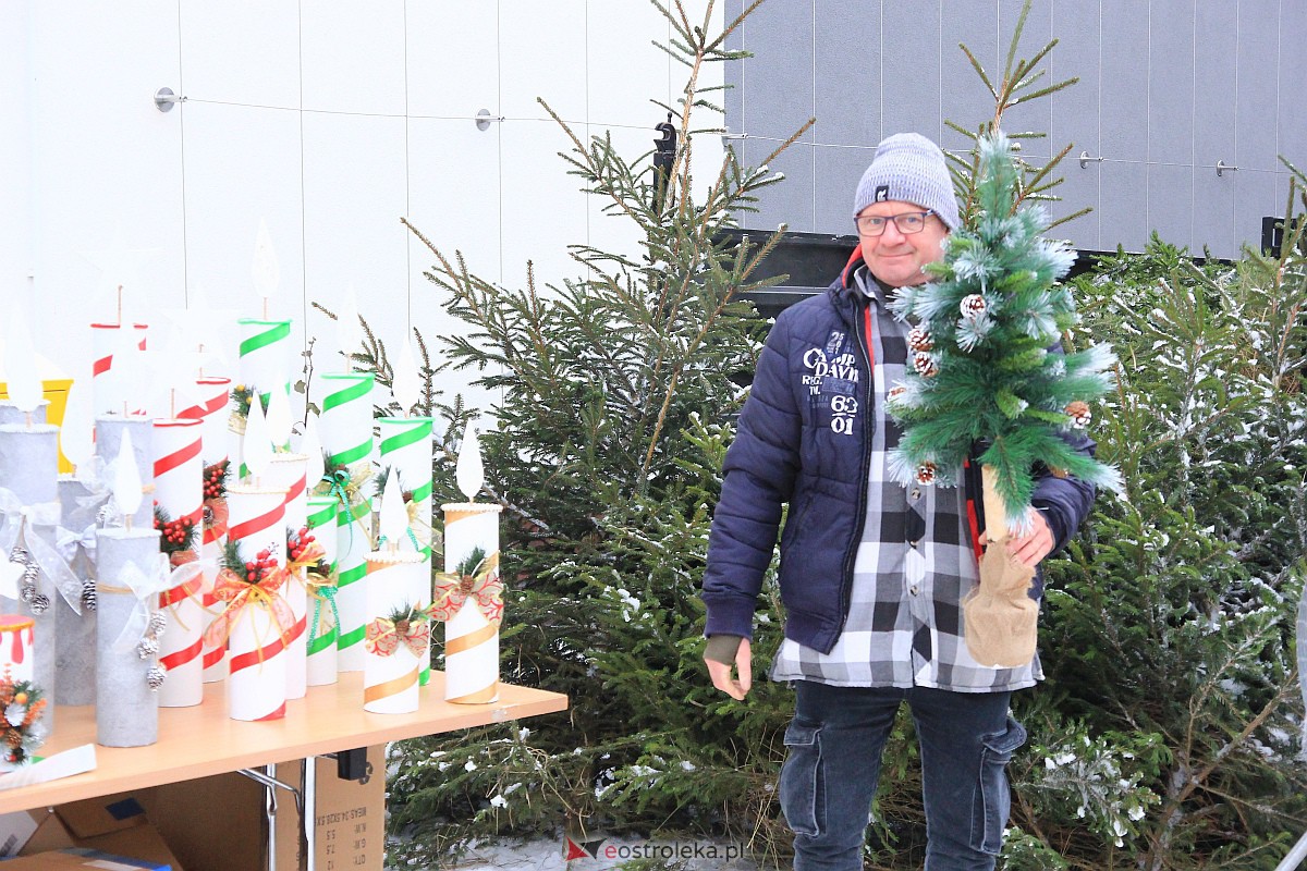 Jarmark bożonarodzeniowy w Kadzidle [17.12.2022] - zdjęcie #89 - eOstroleka.pl
