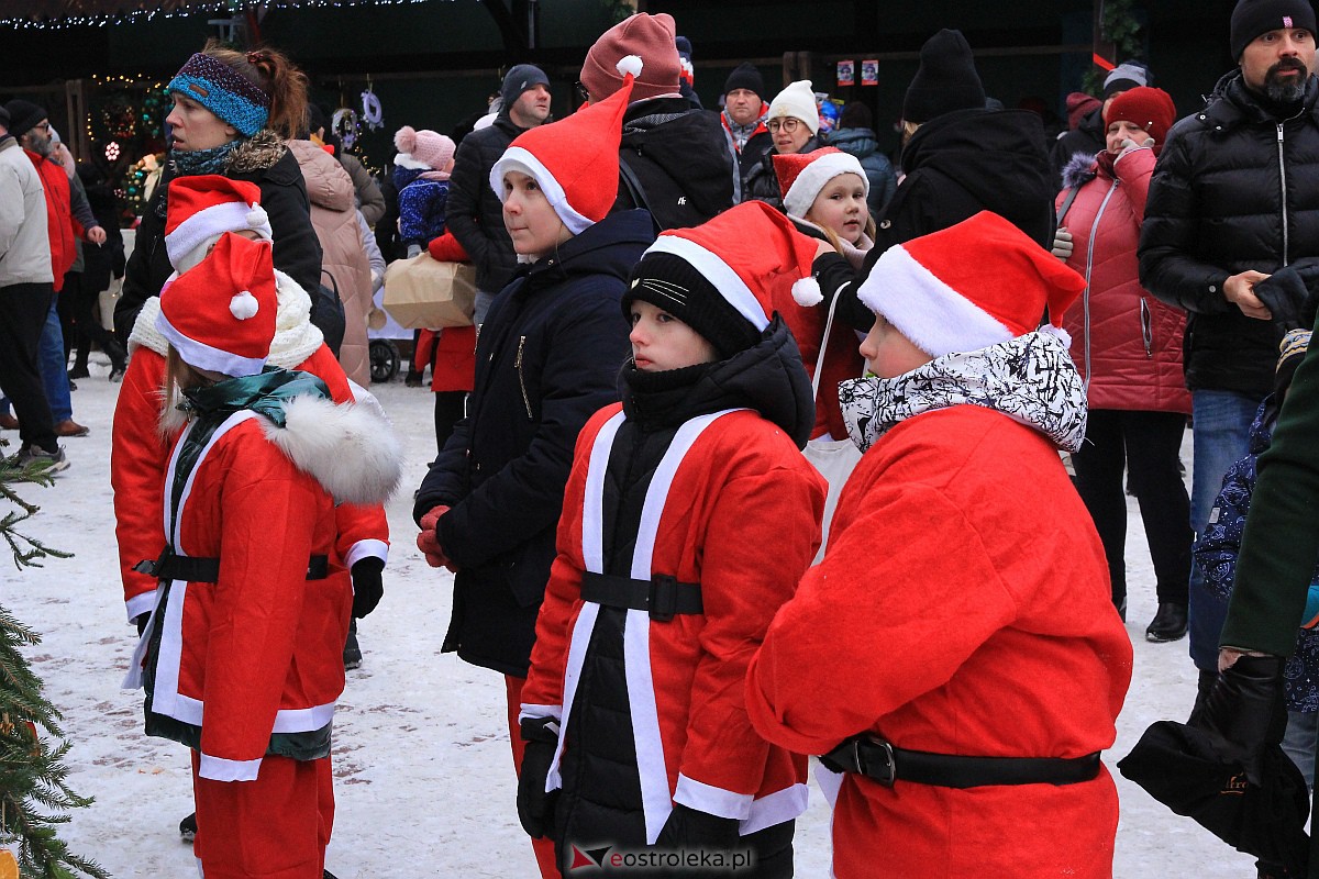 Jarmark bożonarodzeniowy w Kadzidle [17.12.2022] - zdjęcie #66 - eOstroleka.pl
